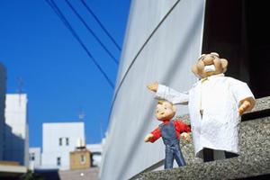 独自のプログラムで学ぶ保育学校